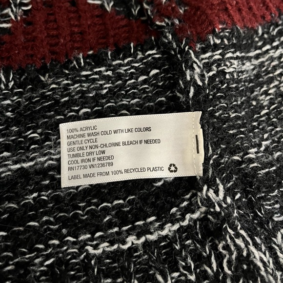 Target Xhilaration Aztec Cardigan Size XS - Picture 4 of 4